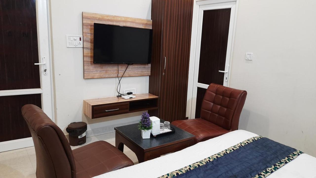 Hotel Ventures Inn Amritsar Esterno foto