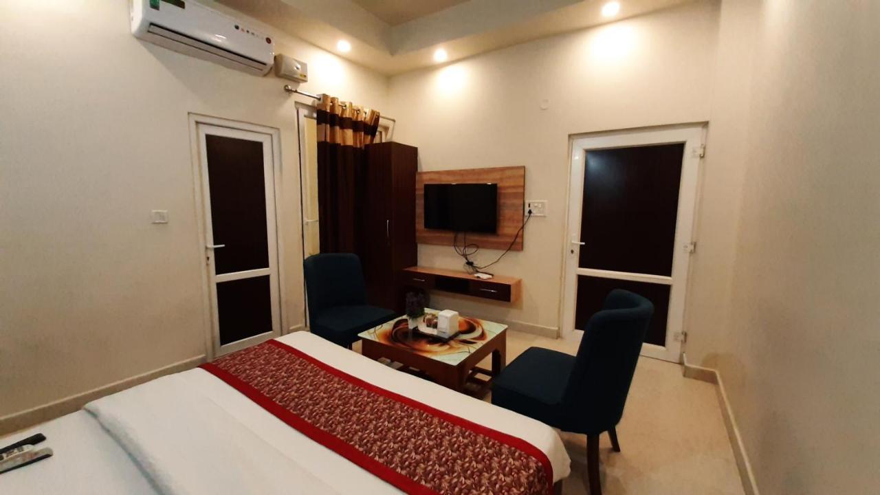 Hotel Ventures Inn Amritsar Esterno foto